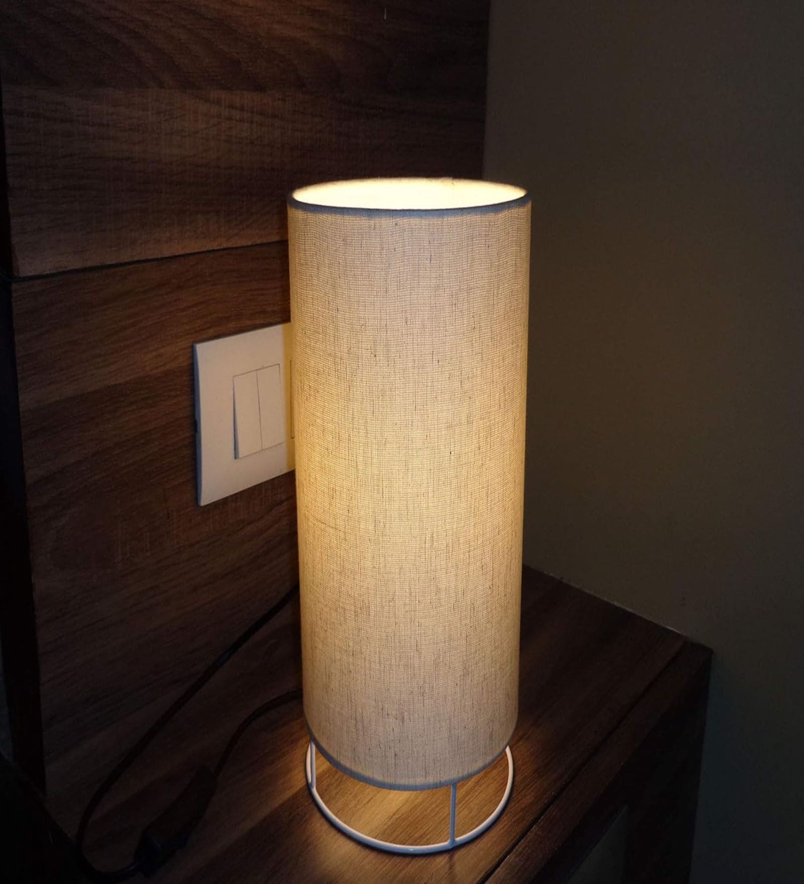 Cylindrical E27 Holder Cream Colour Shade Table Lamp with On/Off Switch Cylindrical E27 Holder Cream Colour Shade Table Lamp with On/Off Switch