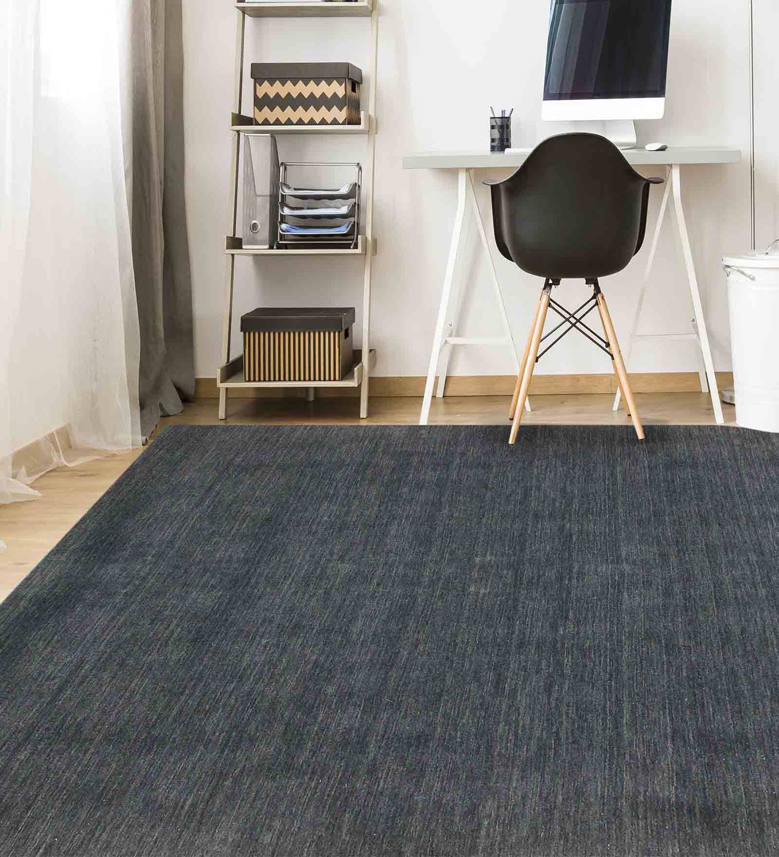 Grey Solid Wool 5 ft x 7 ft Hand Woven Carpet