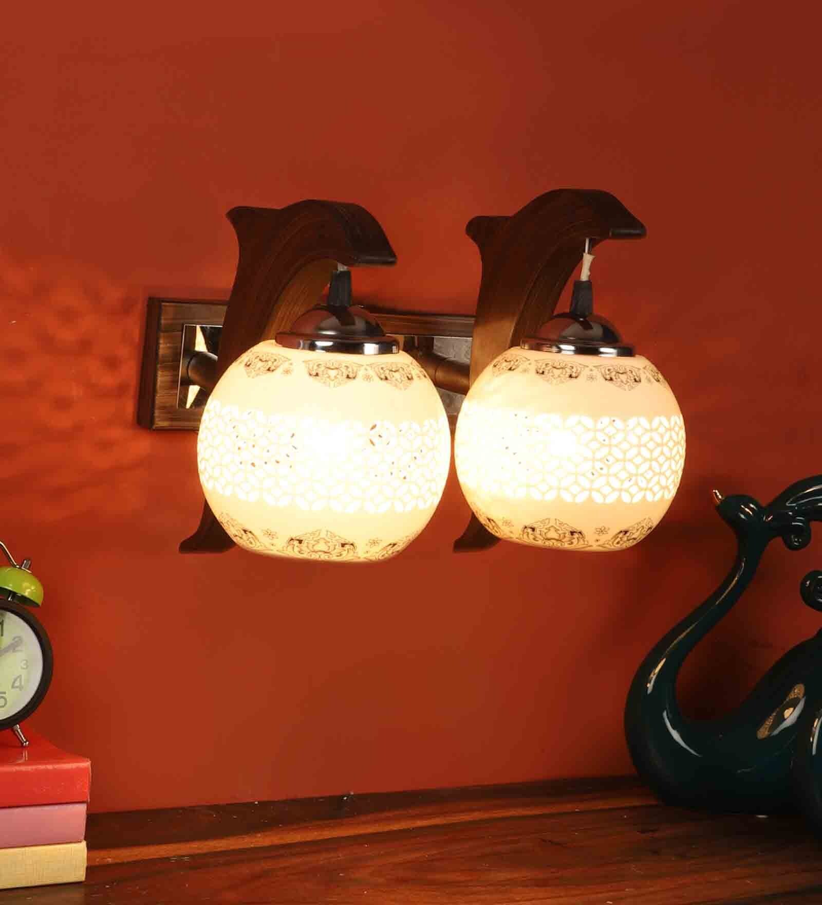 De Madera Brown Wood Wall Light