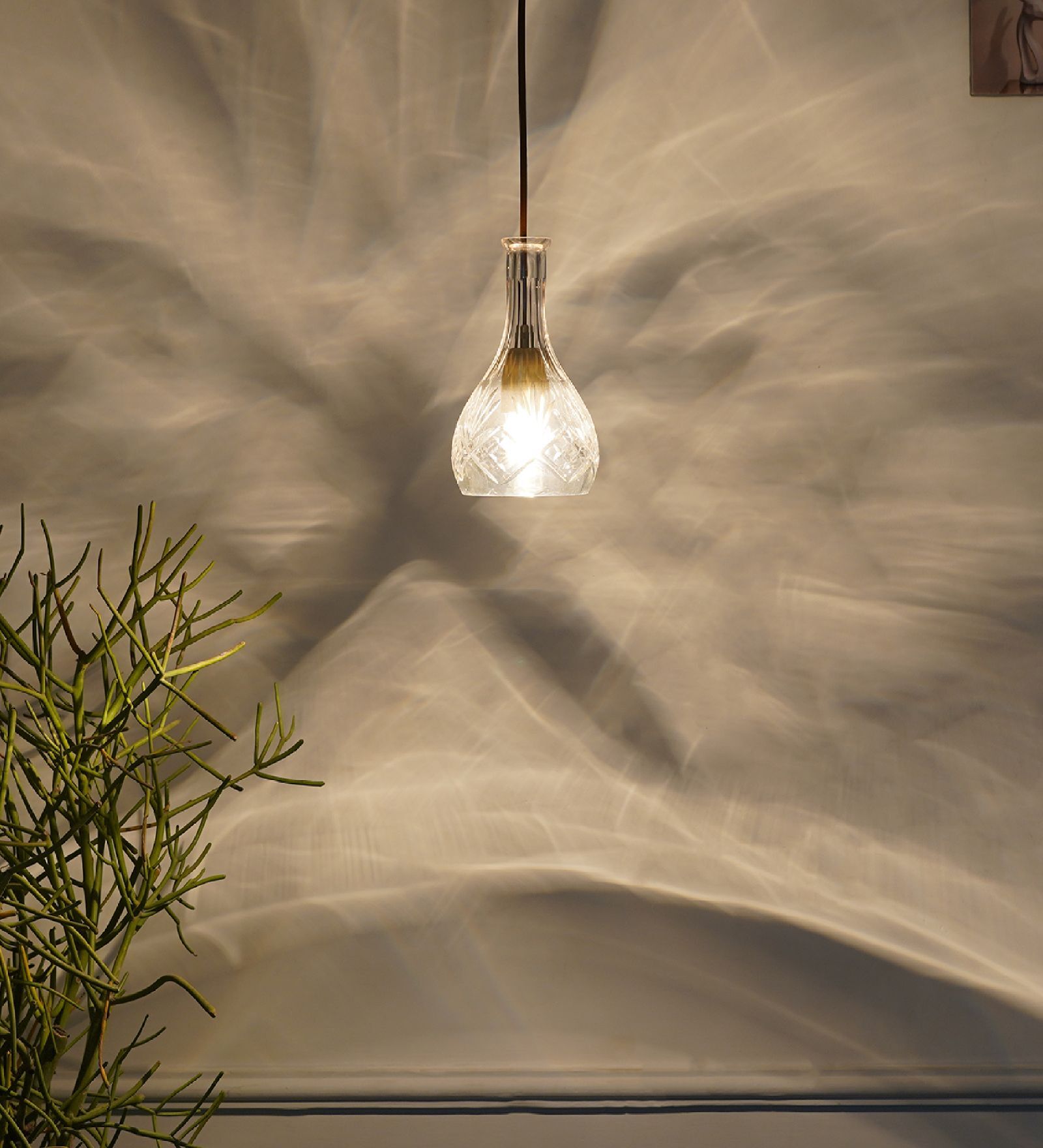 Decanterlight Bell Glass Pendant Light Decanterlight Bell Glass Pendant Light