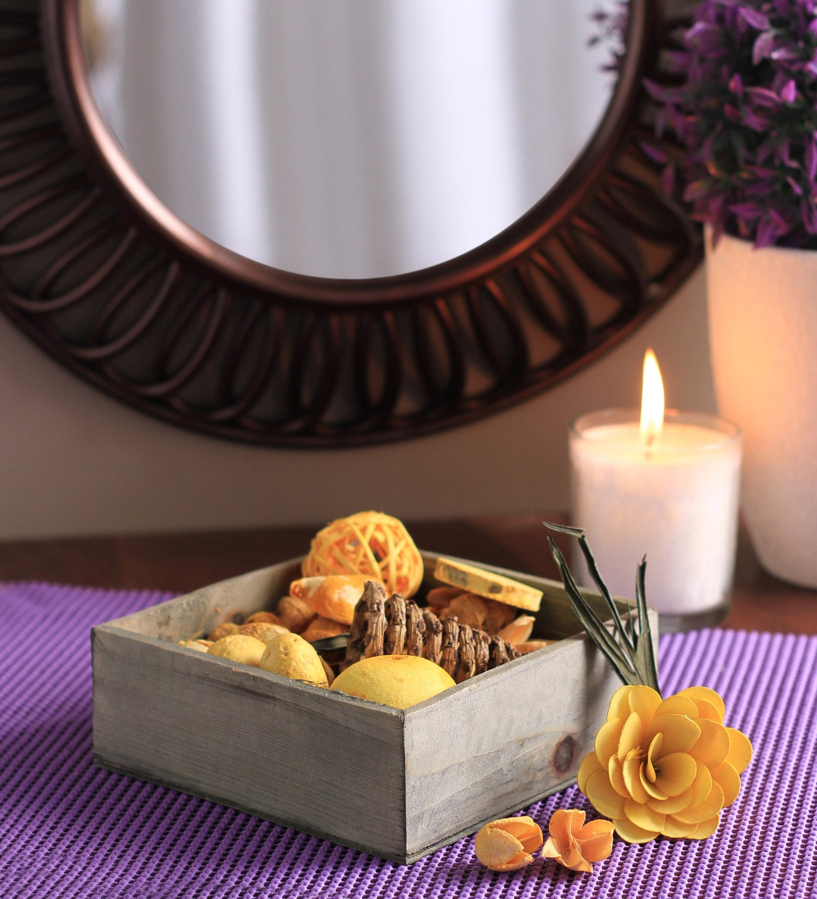 Buy Lemon Grass Potpourri Wooden Box by Decoaro at 46 OFF by Decoaro