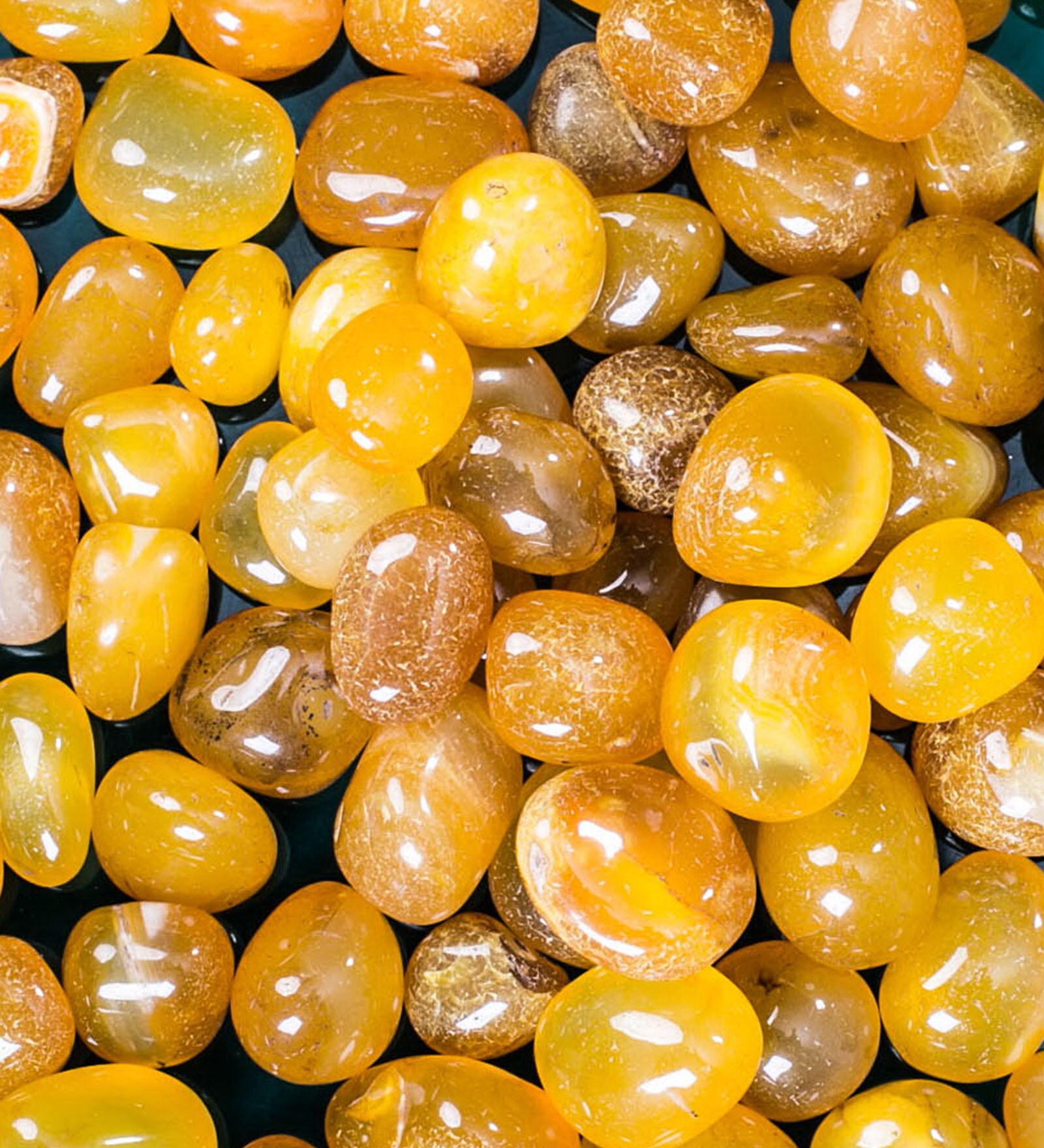 Buy Yellow 1 Kg Decorative Onyx Pebbles by Stone & Beyond Online