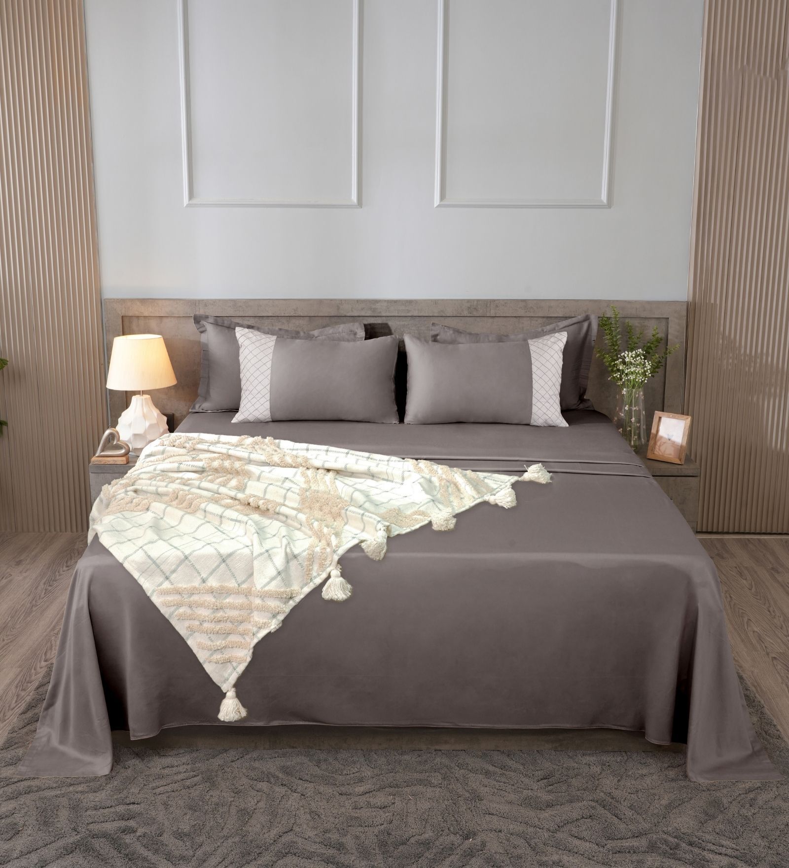 Deep Grey 300TC 100% Cotton Solids Flat Super King Bedsheet With 2 Pillow Covers