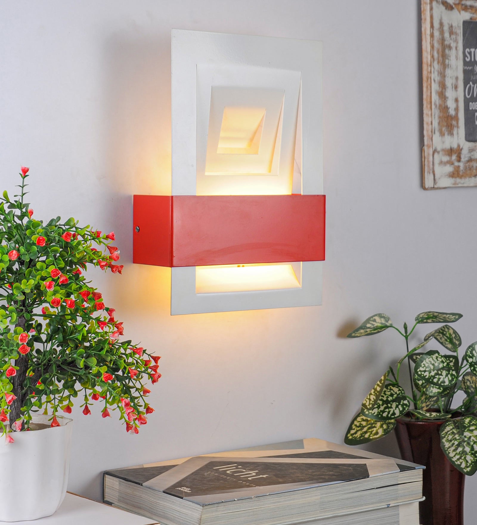 Delon Metal Flush Mount Wall Light (Red)
