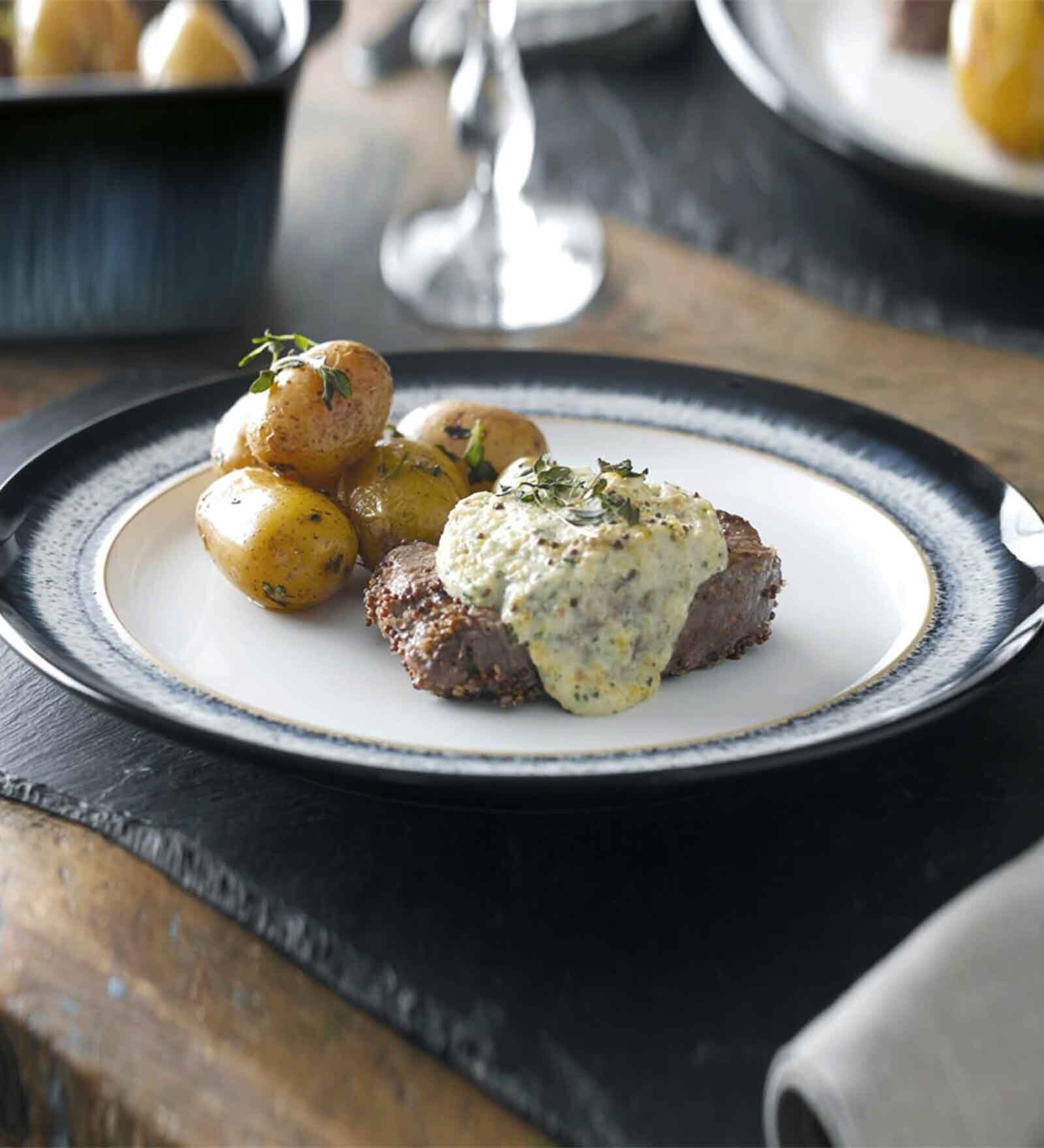 Denby Halo  Black & White Stoneware  4 Pcs Dinner Plate