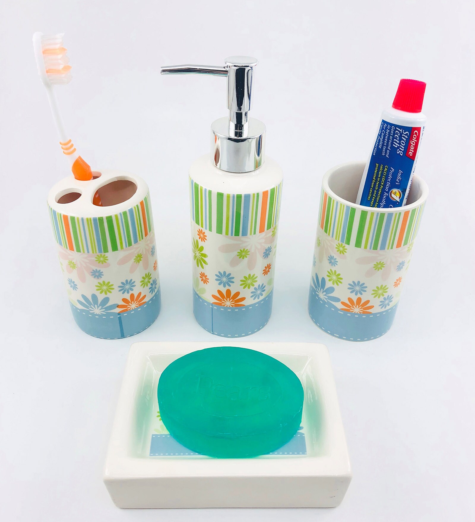 Go Hoooked Ceramic Counter Top Bathroom Accessories in Multicolour, Set of 4