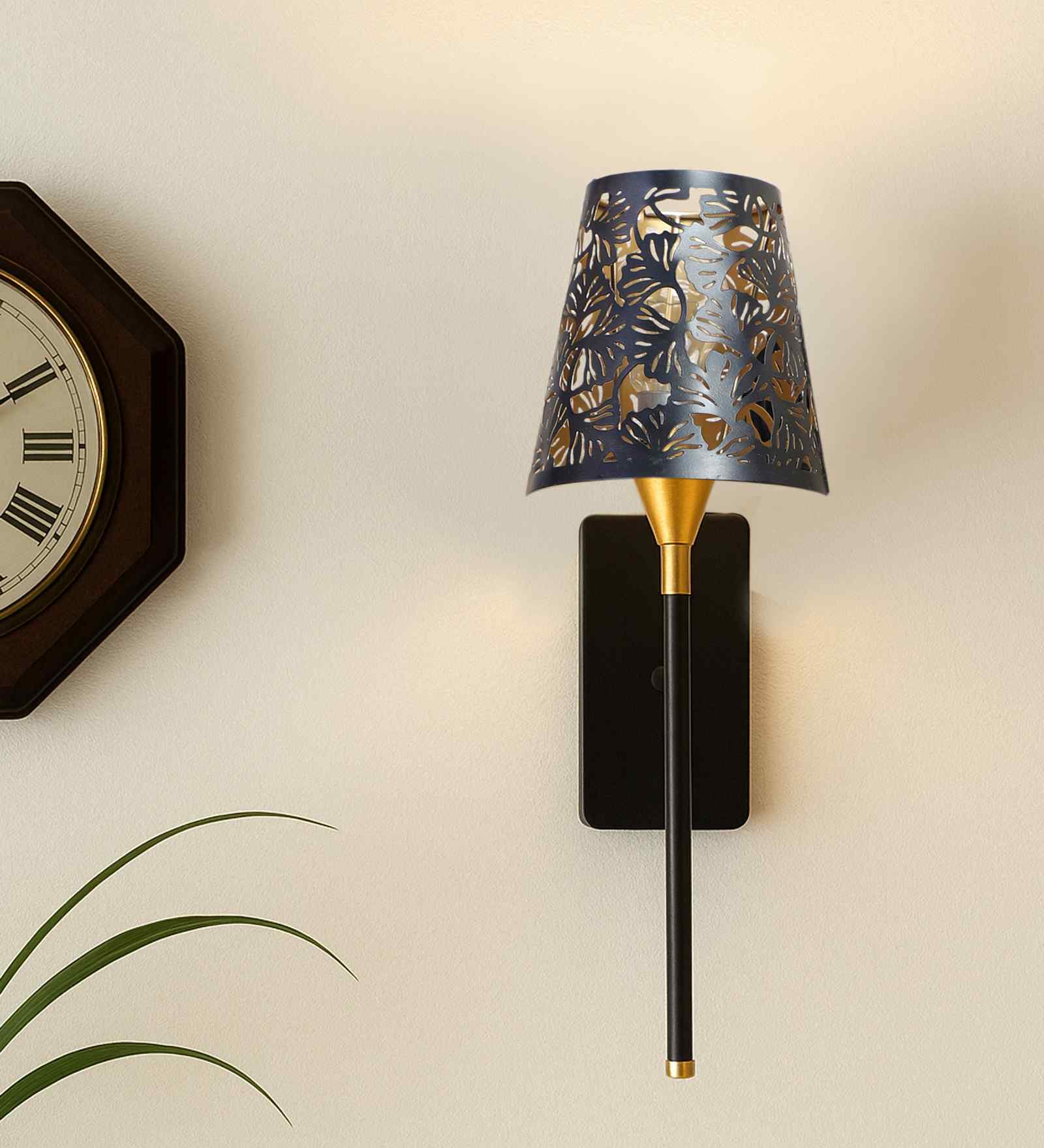 Designer Etching Handmade Shade Metal Wall Light for Home & Office Designer Etching Handmade Shade Metal Wall Light for Home & Office