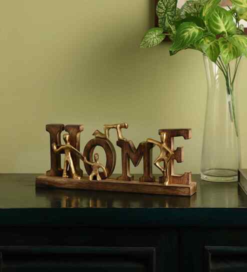 Decorative Aluminium Home Sign With 4 Family Members