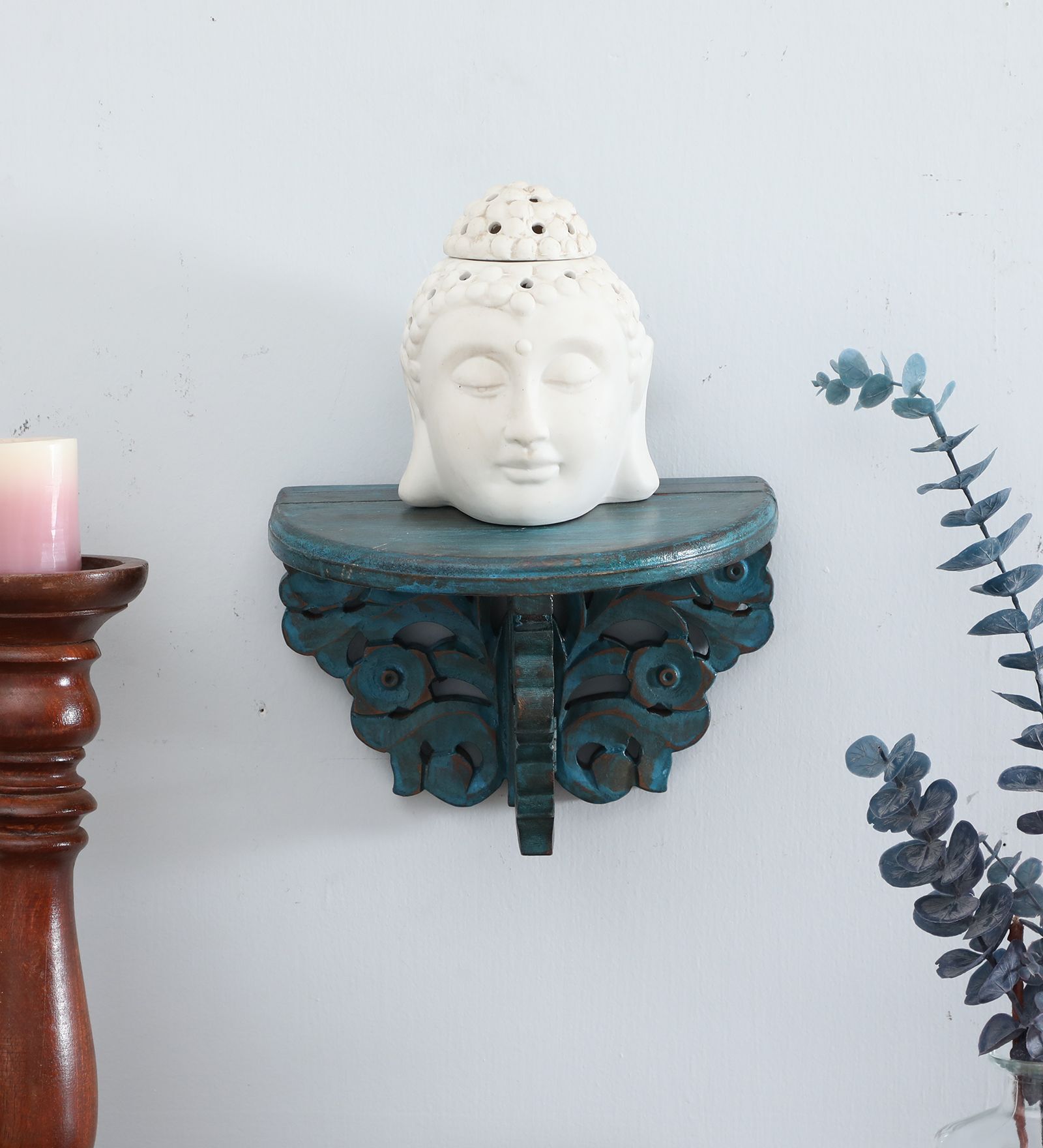 Decorative Blue Engineered Wood Fixed Bracket Wall Shelf