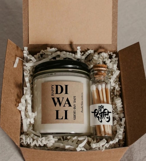 Diwali Elegance Lily Scented Candle With Glass Matchbox