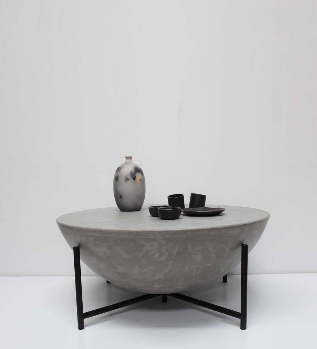 Buy Dome Large Coffee Table In Black Colour By Objectry Online Round