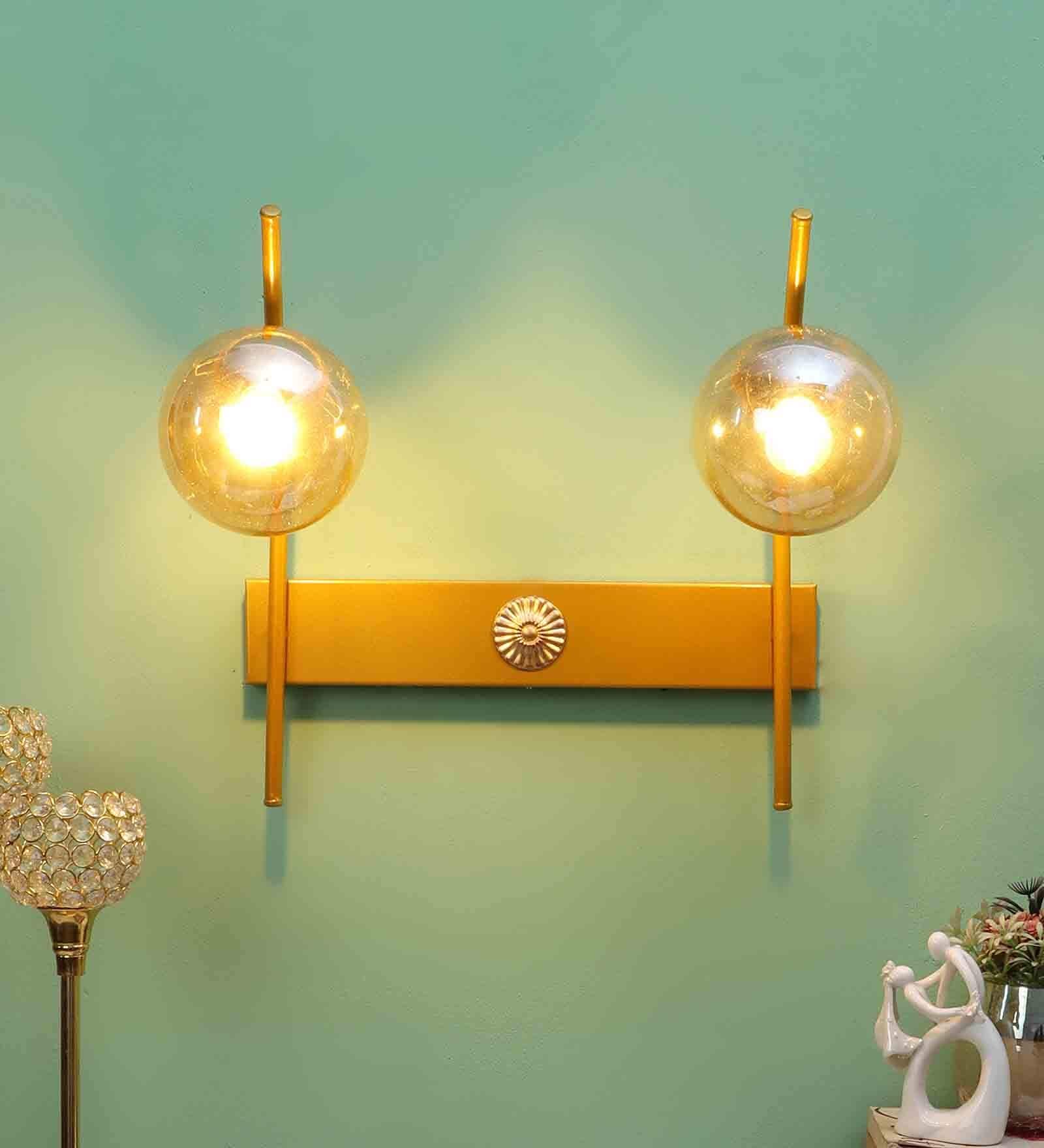 Double Metal Novelty Wall Light (Gold)