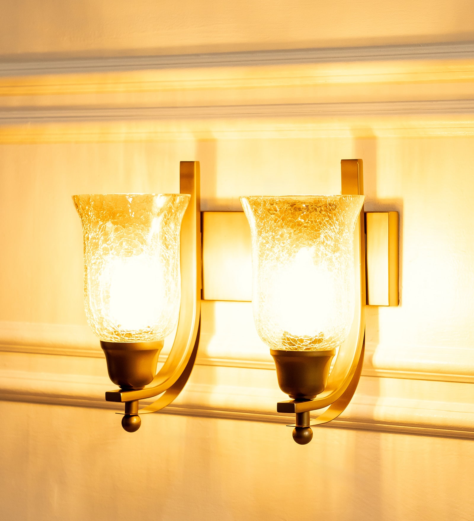 Double J Brass Antique Finish Wall Lamp with Chimney Crackled Glass Golden Luster Shade