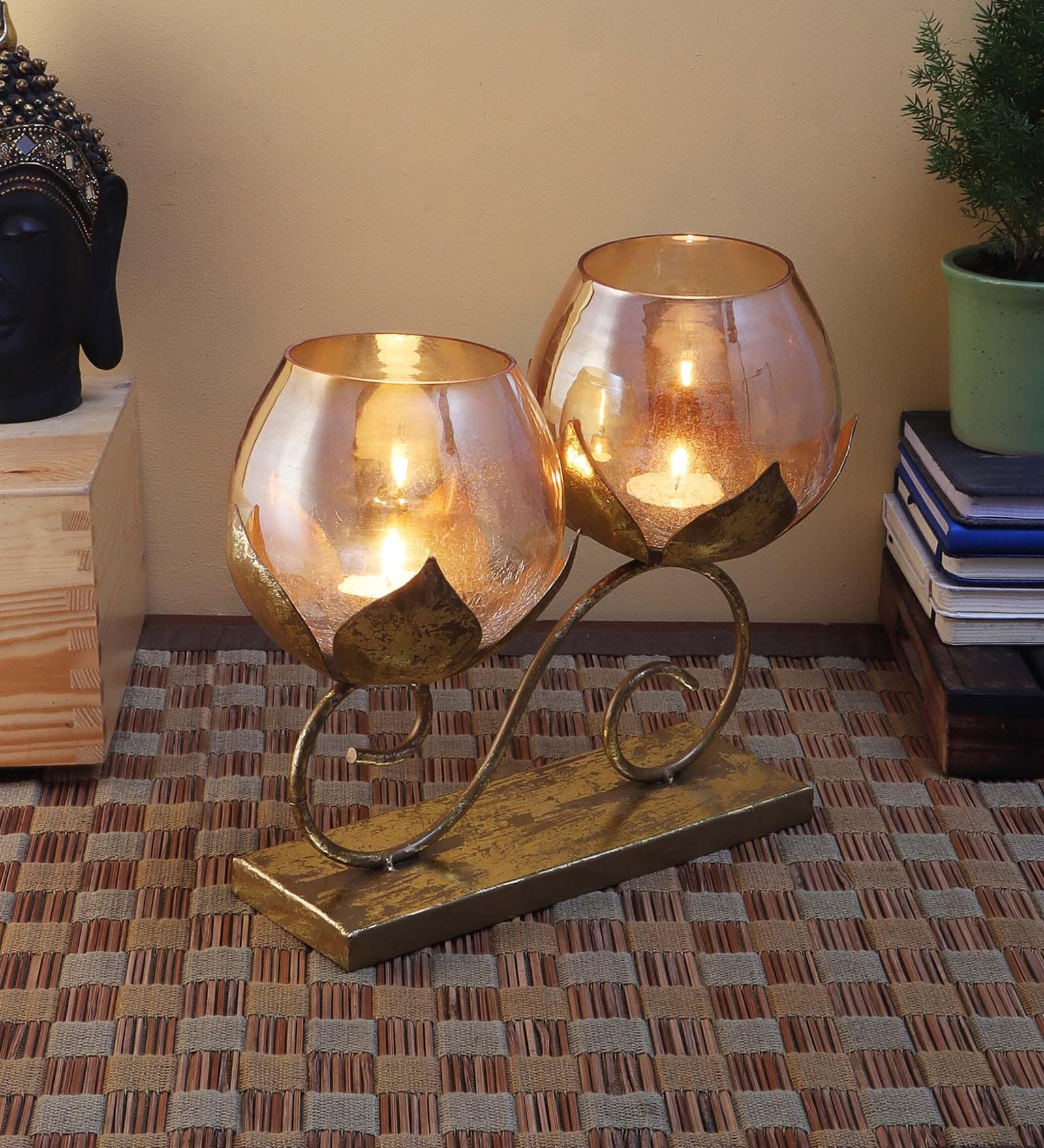 Double Lotus Glass Tealight Holder