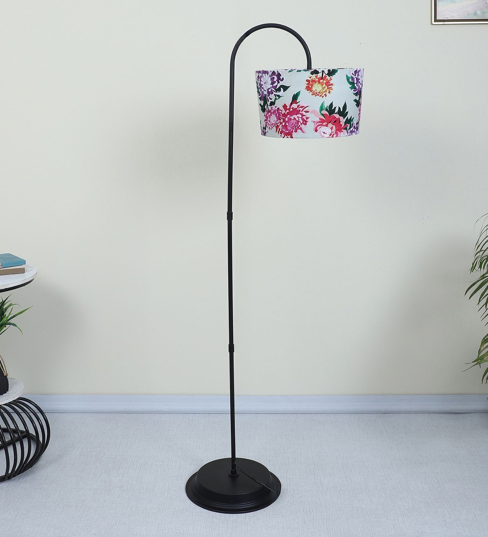 Downlighter Modern Black Iron Base Floor Lamps English Oak Print Satin Shade