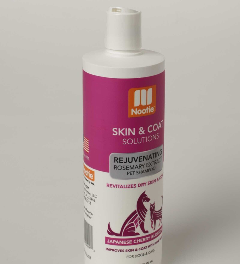 Buy Dog & Cat Japanese Cherry Blossom Shampoo, 472 ML By Nootie Online