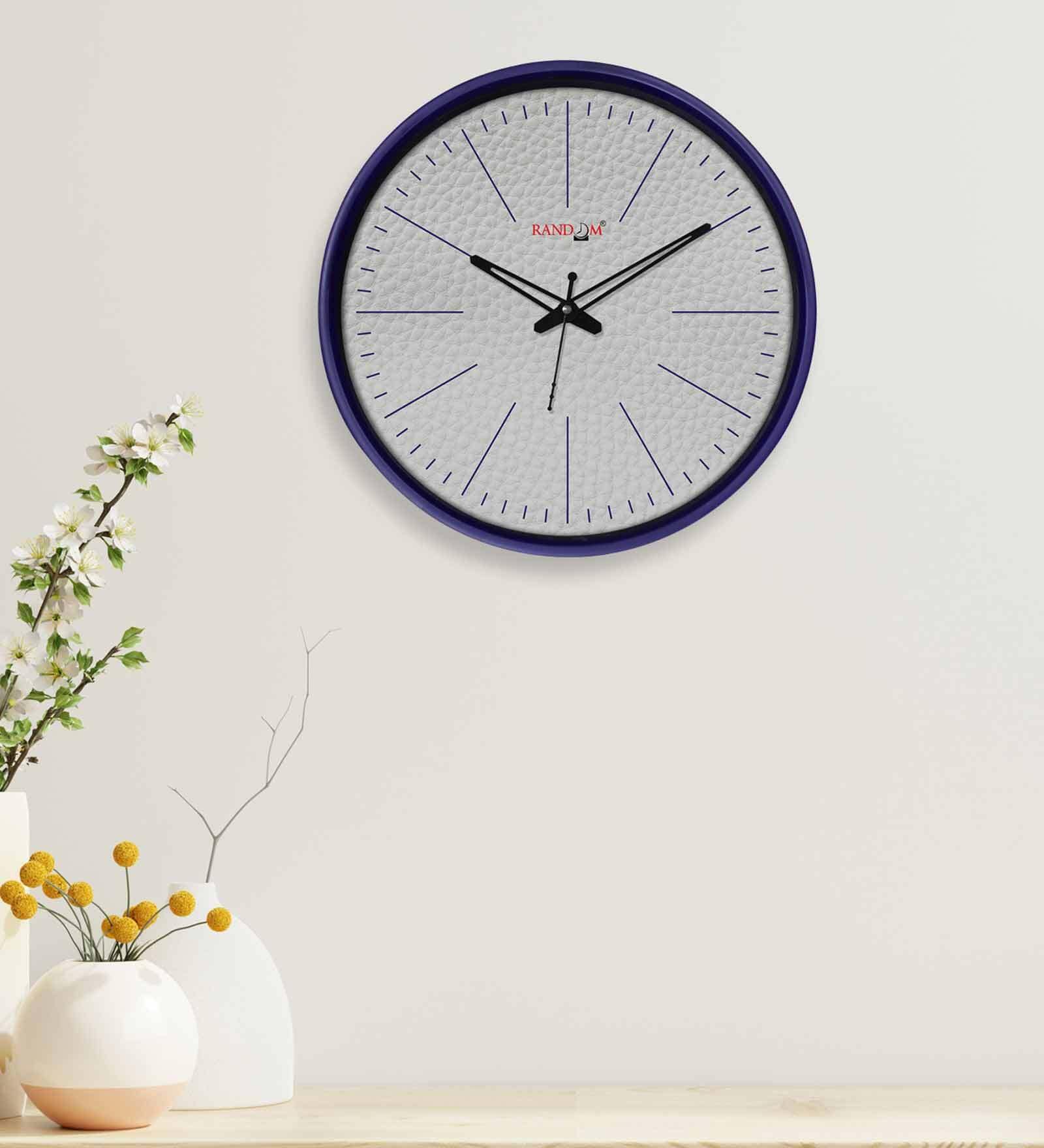 Dual Frame Seamless Texture Plastic Wall Clock In Blue & White
