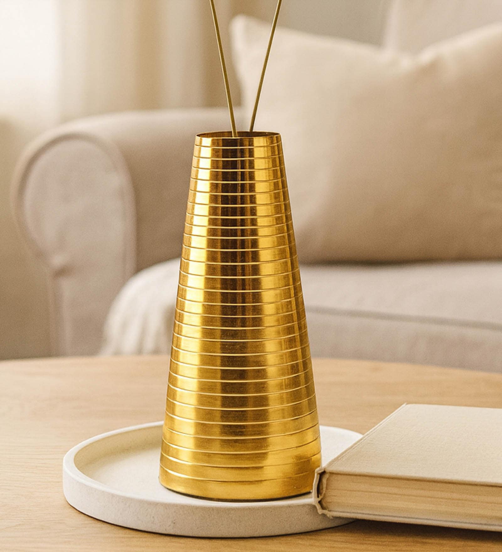 Golden Durable Metal Flower Vase
