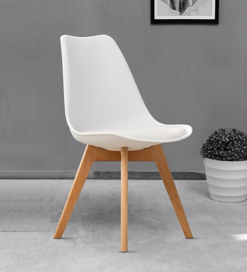 Eames Plastic Iconic Chair in Zeta White Colour