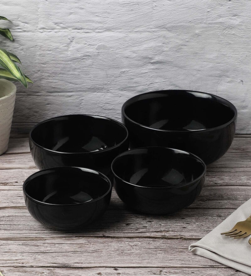 black ceramic serving bowl