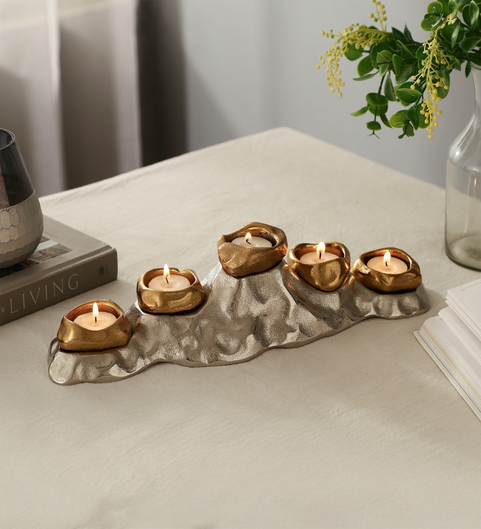 Eclora T-Light Holder In Gold