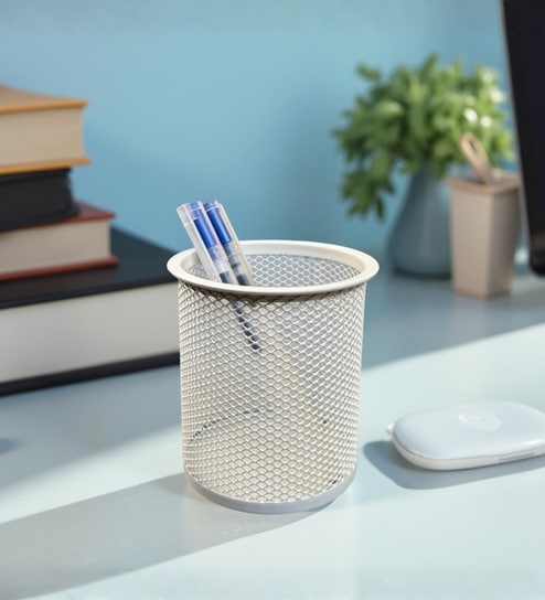 Ecru White Round Metal Mesh Pen Stand