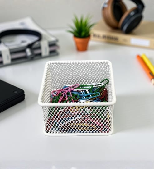 Ecru White Metal Mesh Paper Clip Holder