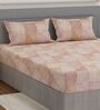 Peach Geometric 180 TC Cotton King Sized Bedsheet With 2 Pillow Covers