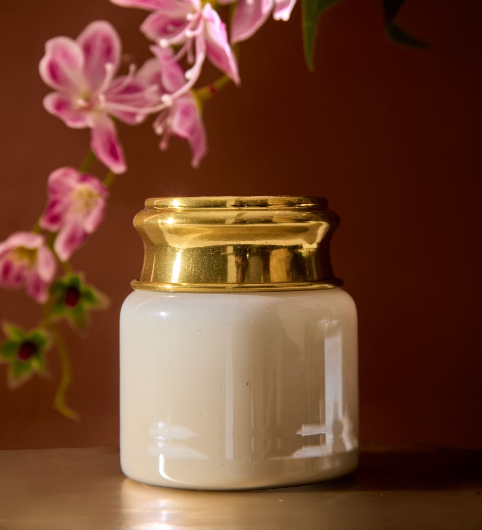 Elegant- Warm Elixir 10Oz Scented Jar Candle (Pearl) Elegant- Warm Elixir 10Oz Scented Jar Candle (Pearl)