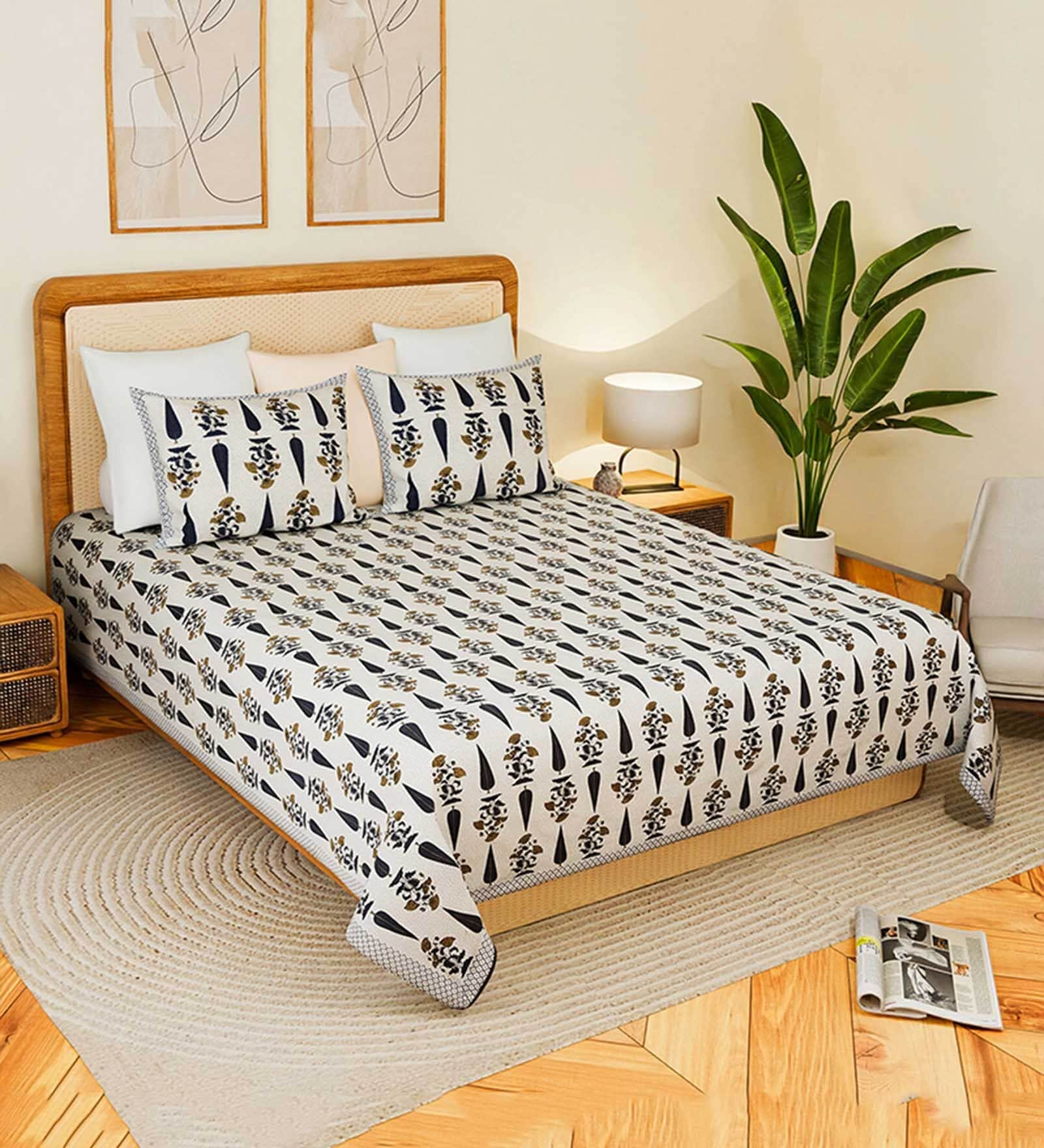 Elegant Cotton Bedsheet with Pillow Covers for Double Bed and King Size Bed