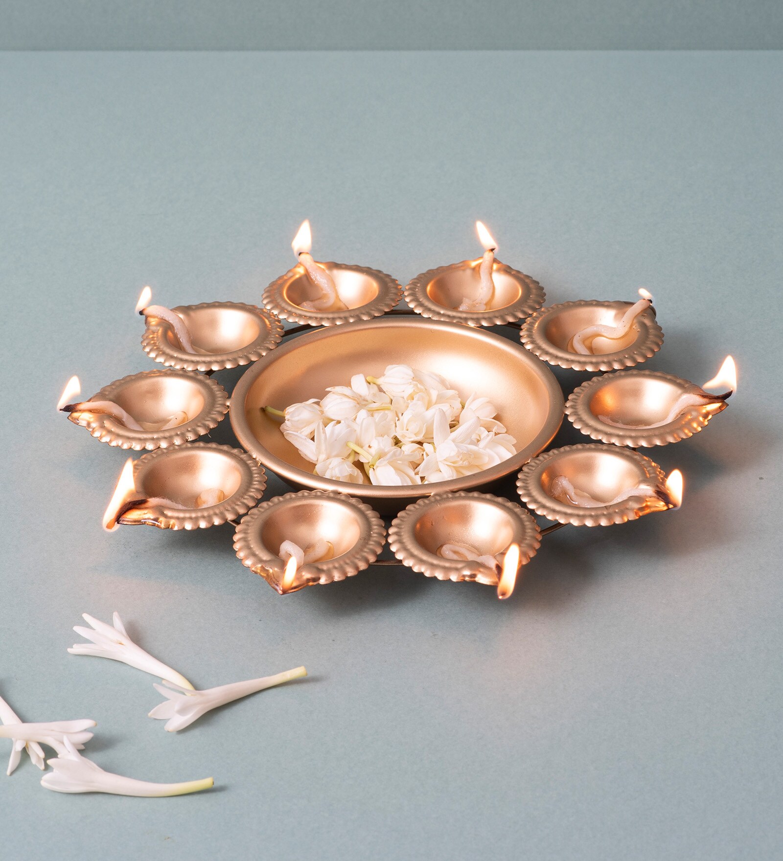 Elegant Golden Candle Holder Urli 10 Diyas