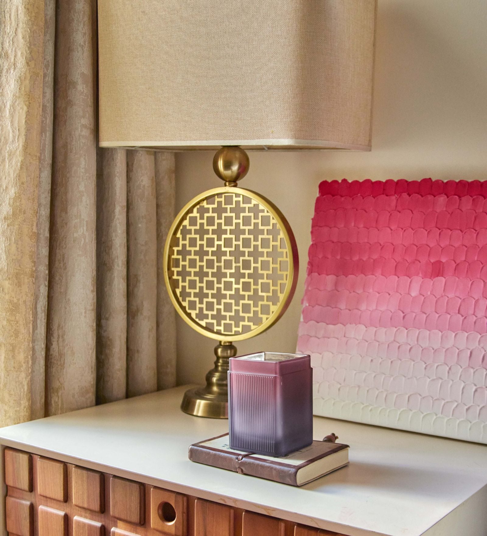 Elegant Square- Cotton Cloud 14Oz Scented Jar Candle (Ombre Pink) Elegant Square- Cotton Cloud 14Oz Scented Jar Candle (Ombre Pink)