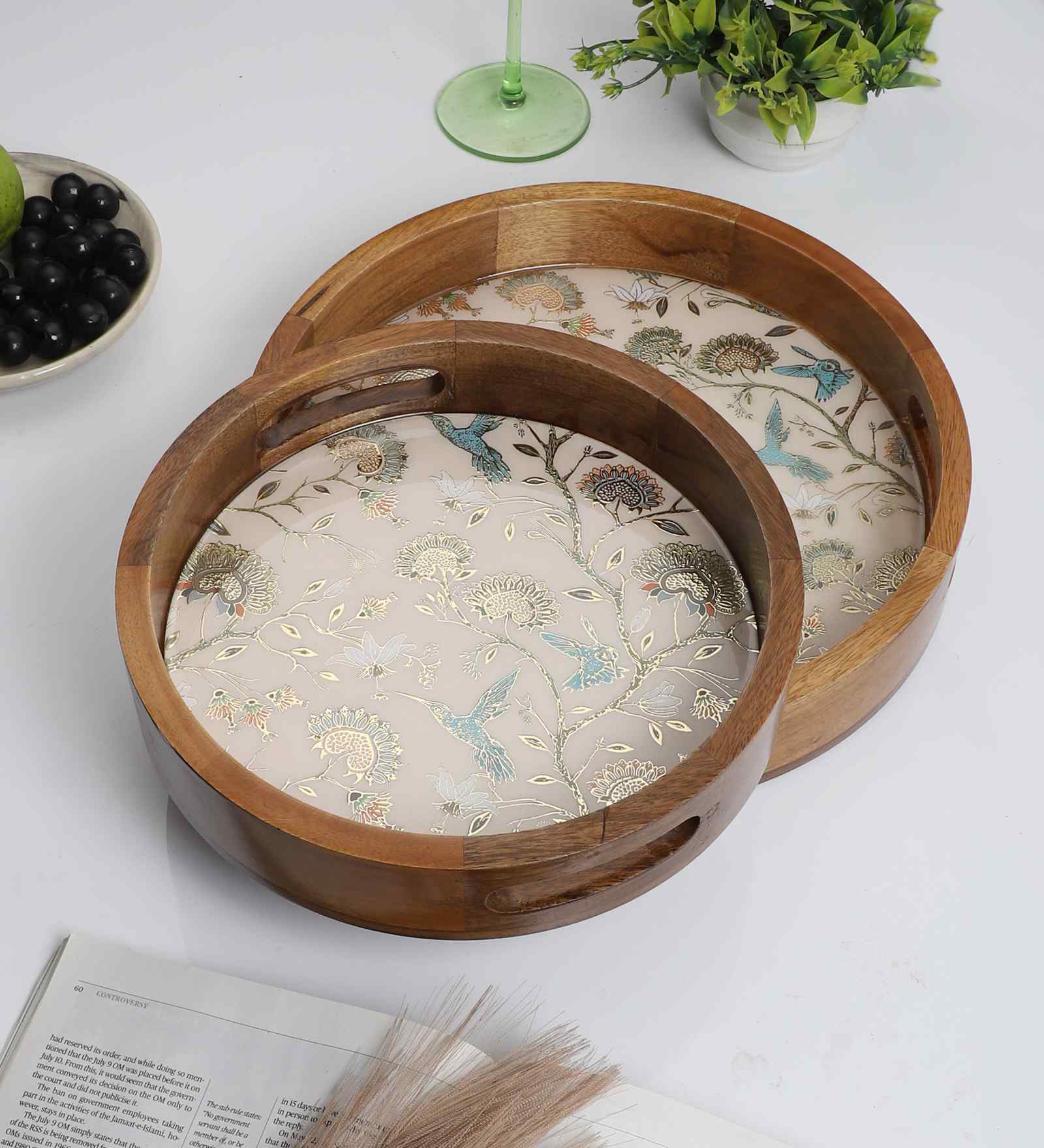 Elegant Wooden Tray Set   Bird & Blossom Design (Set of 2)