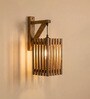 Eleganrt Wooden Novelty Wall Light (Natural Wood)