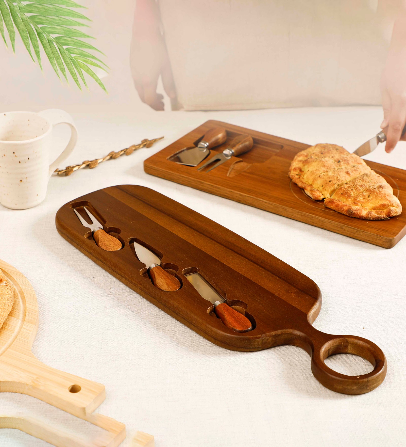 Ennis Wooden Cutting Cheese Chopping Board With Knife Set