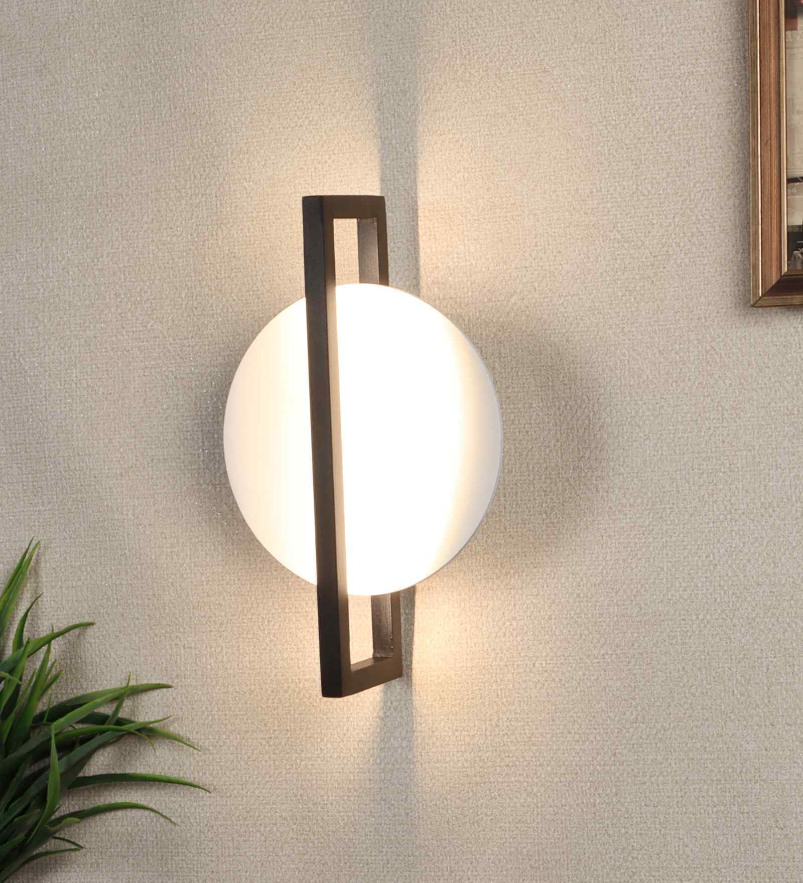 Equinox Black Iron Wall Light | Inbuilt LED | without Bulb | Eliante
