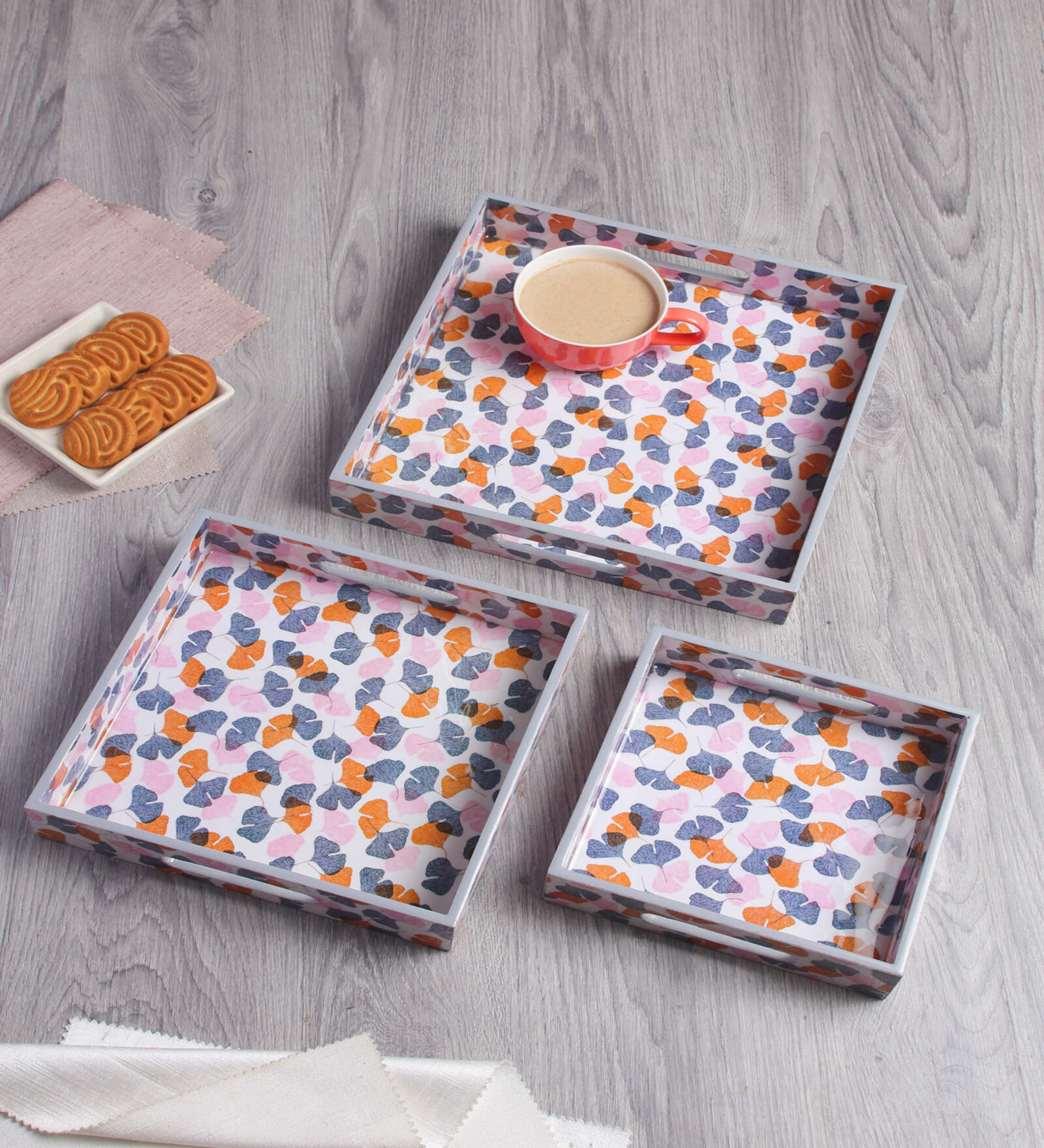 Ethnic vintage Multicolor MDF Multipurpose Serving Tray ( Set of 3)