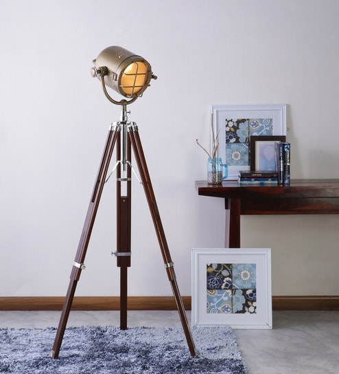 Tripod Lamps 