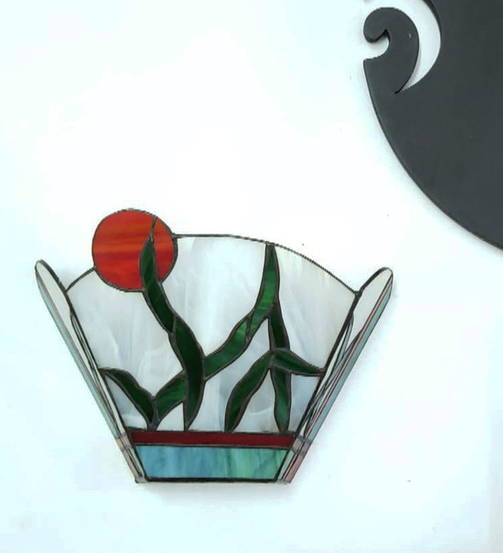 Fade White Stained Glass Tiffany Wall Light