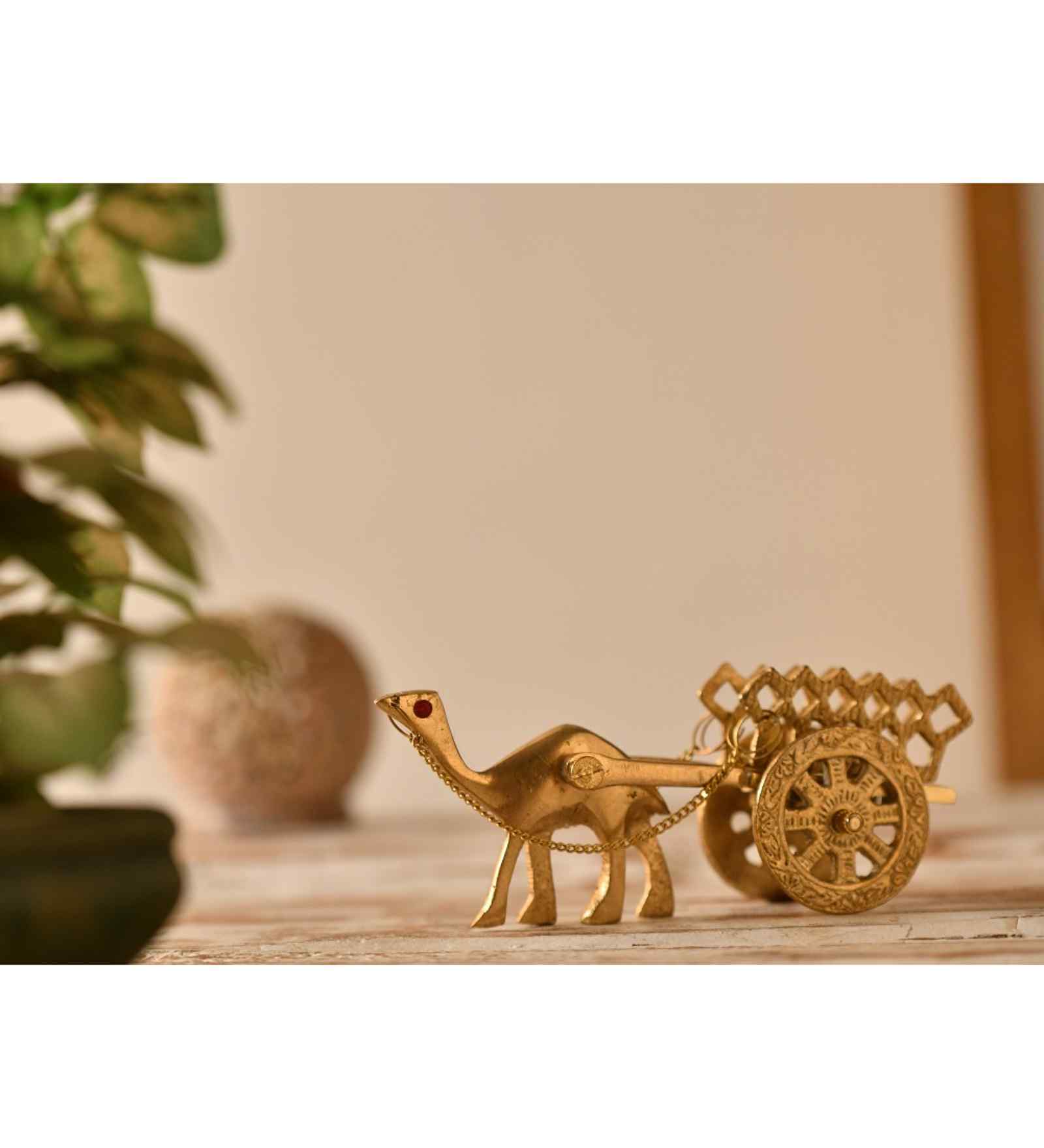 FashionBizz Metal Camel Showpice Set of 1 Pc