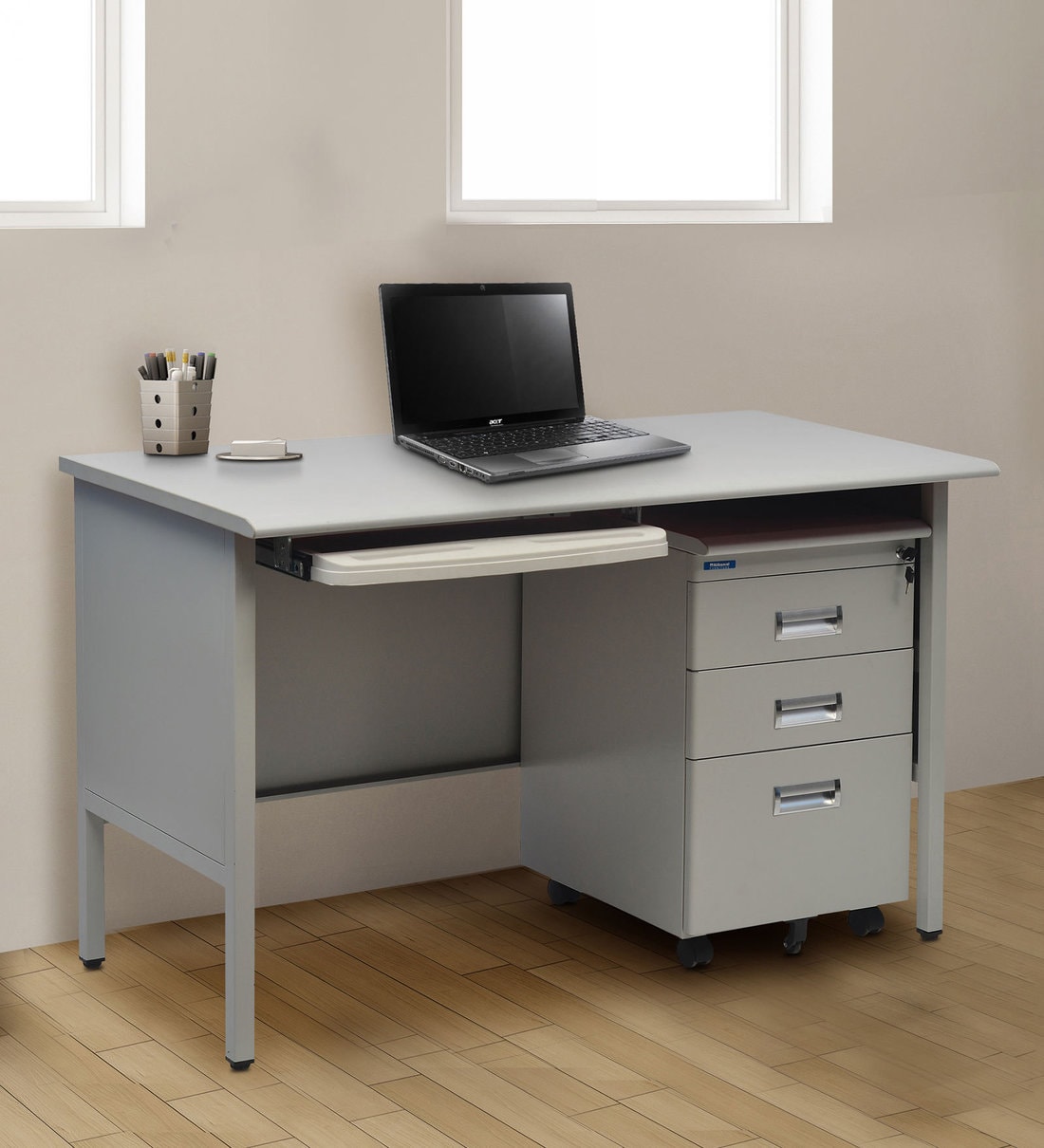 Buy Fema Office Table in Grey Colour By Nilkamal Online - Work Stations ...