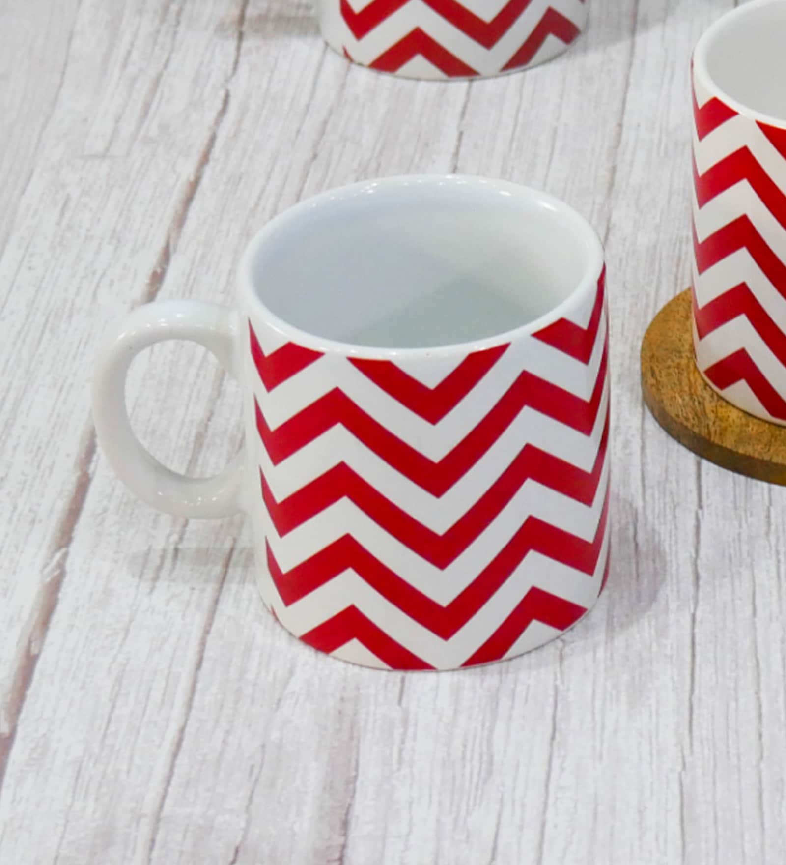 Femora Handcrafted Ceramic Coffee & Tea Cup Set of 2, 180 ML, Zig Zag Design Tea Cups, Stackable, Chip Resistant, Large Serving Coffee Cup, Ideal Coffee Mug for Gift-Red