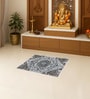 Feather Traditional Polyester 24x24 Inches Skid-Resistant Backing Prayer Mats (Pack of 1)