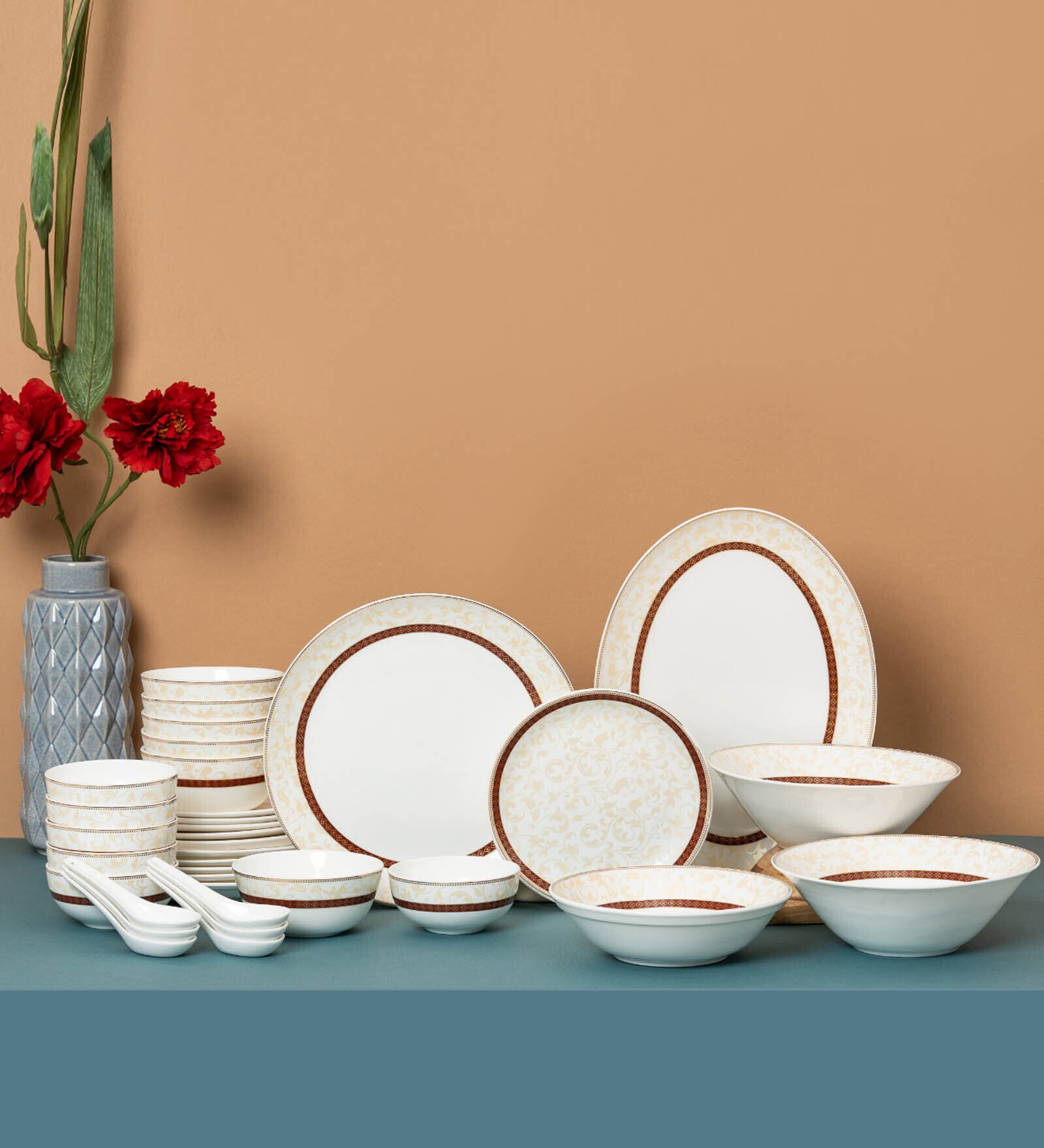 Maroon Fine Ceramic Urmi Crysta Dinner Set