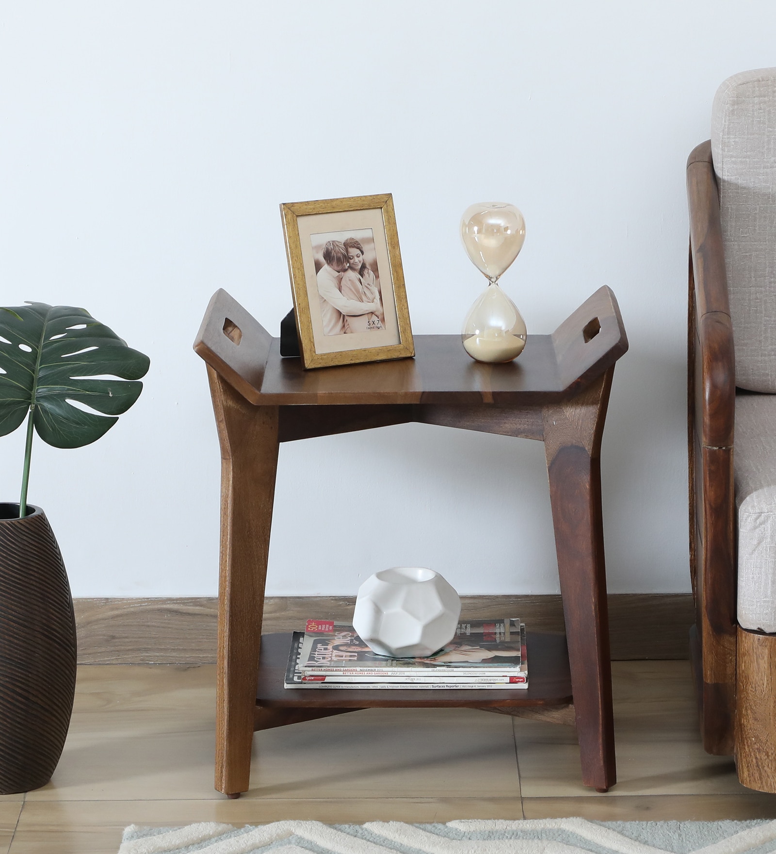 Finnmark Sheesham Wood End Table In Scratch Resistant Provincial Teak Finish