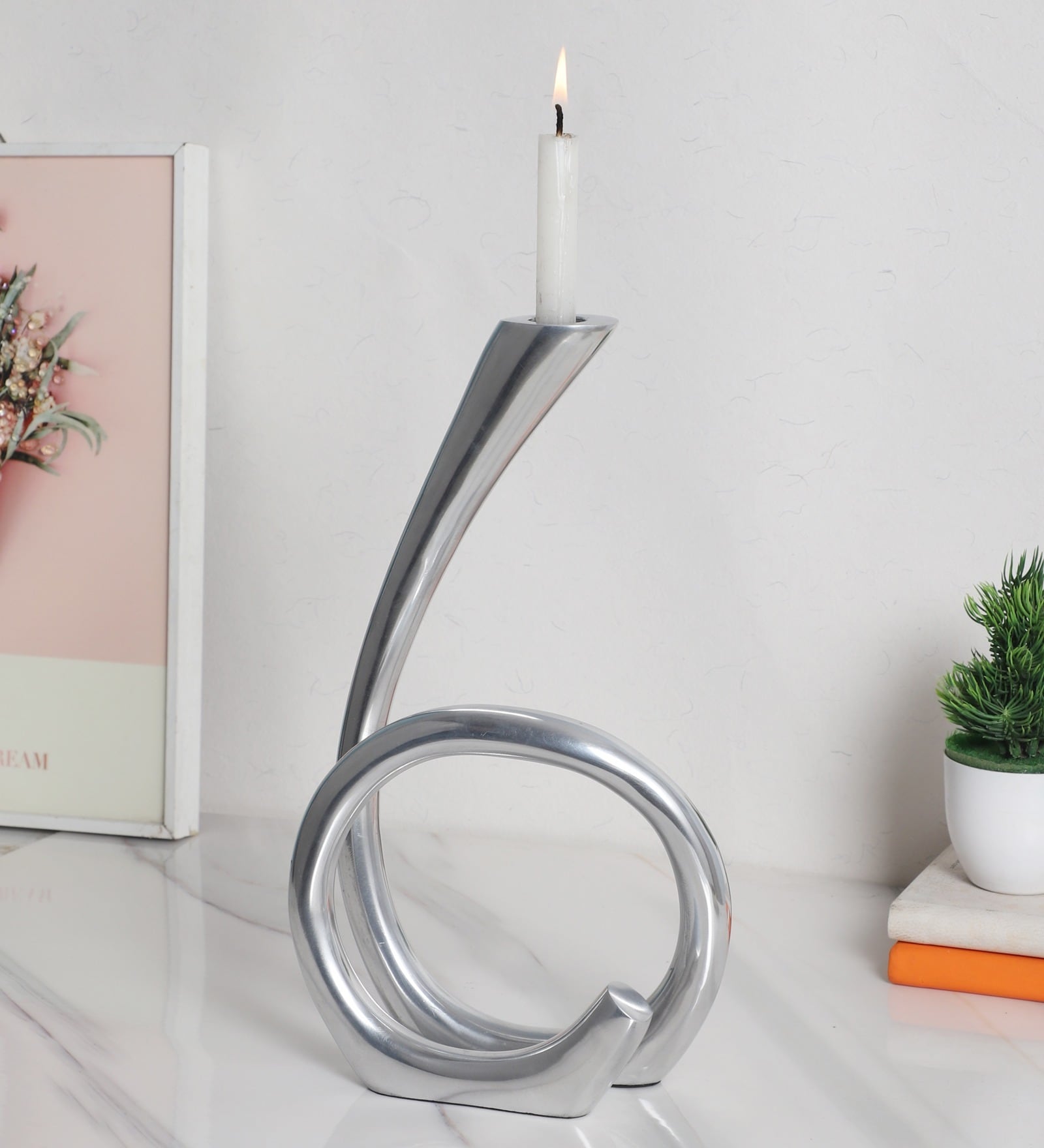 Flame Twisted Candle Holder Silver