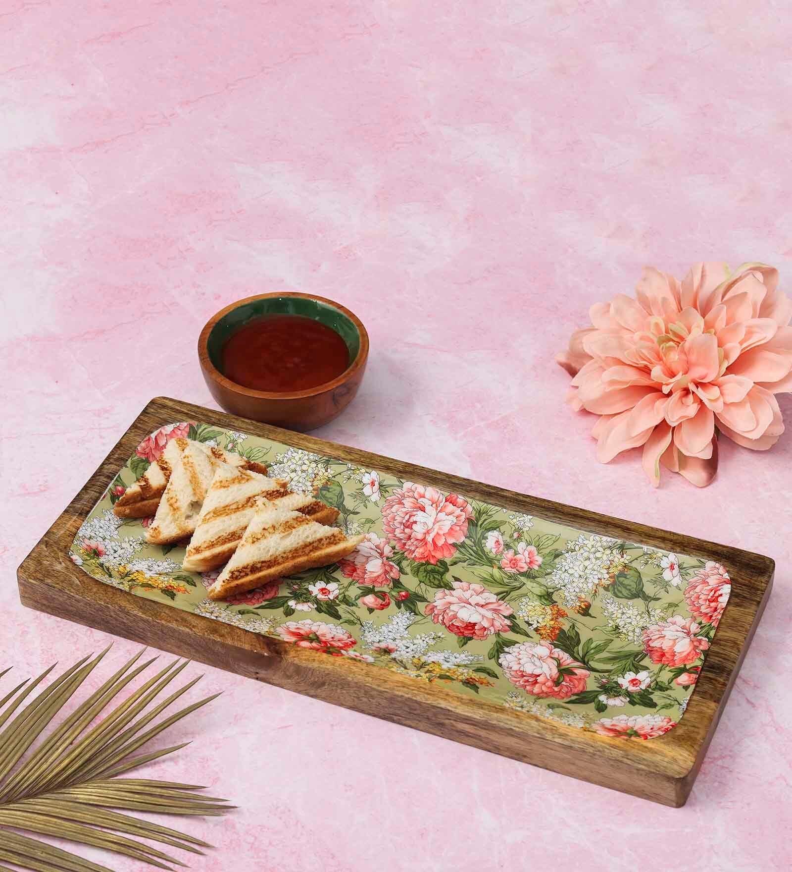 Floral Green Mango Wood Appetizer Platter with Dip Bowl