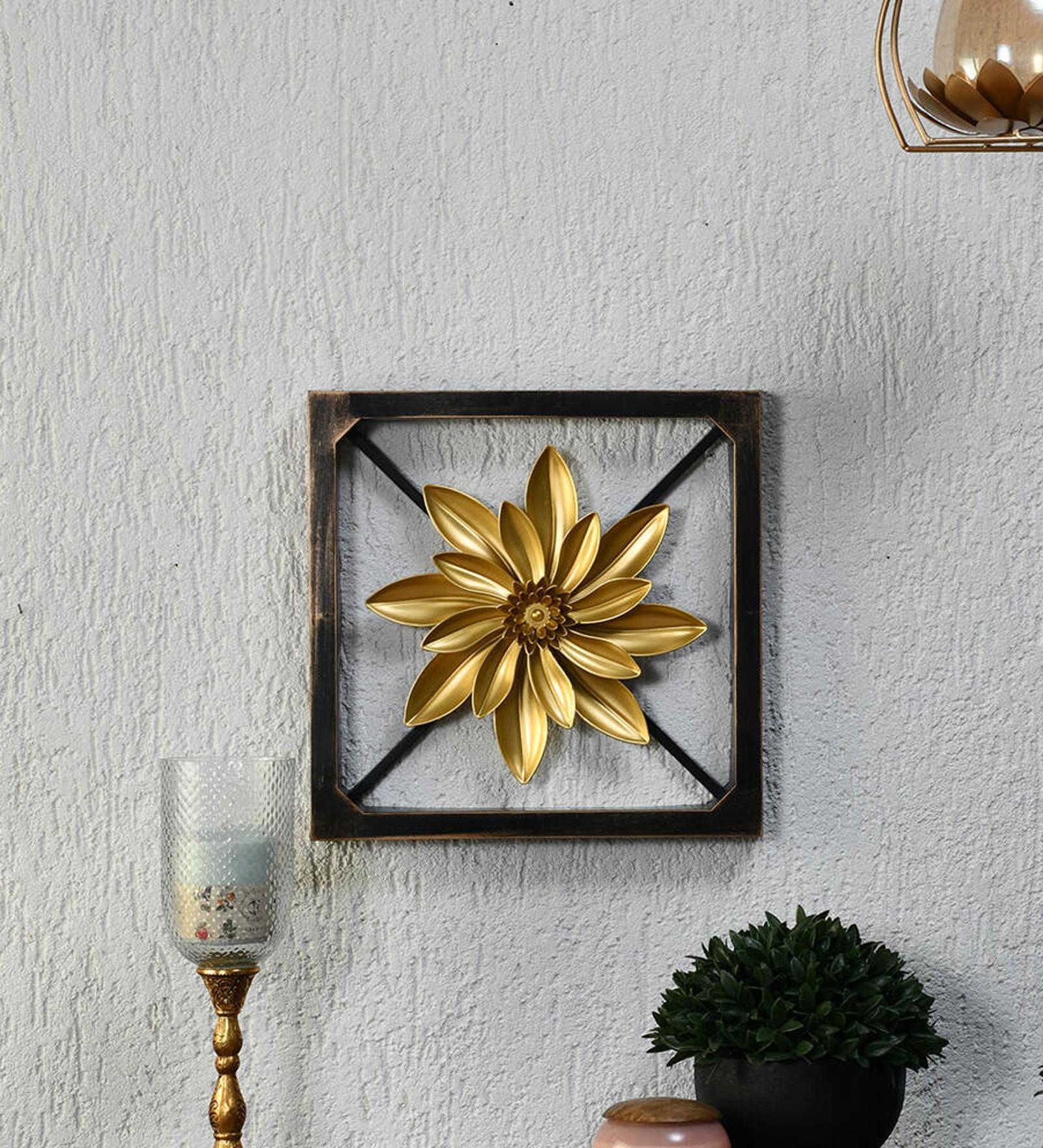 Floral Plaque Gold Polypropylene Wall Art