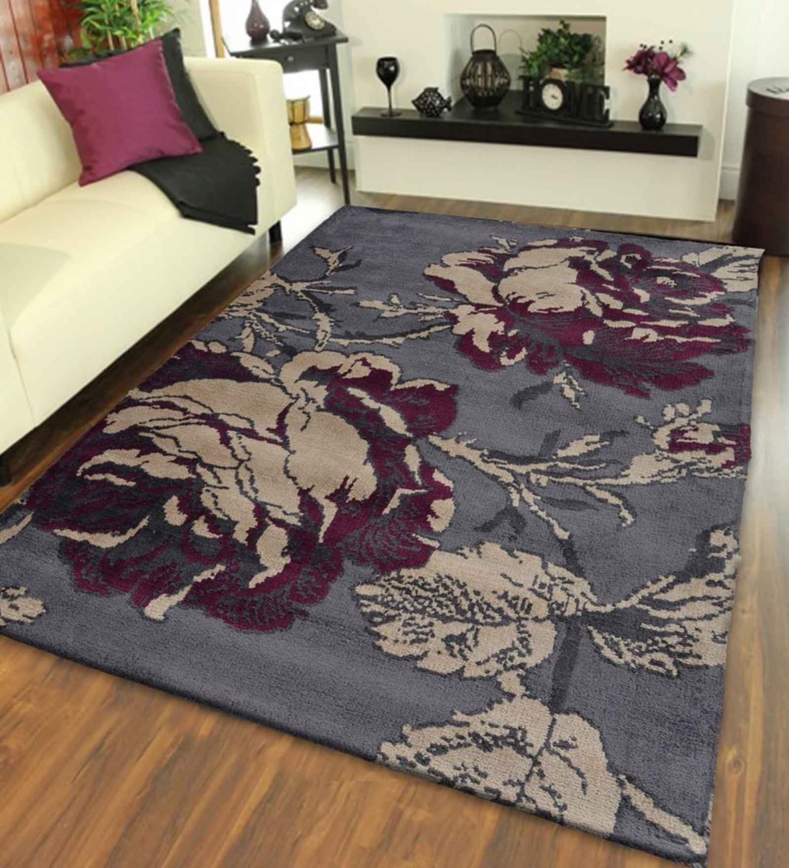 Grey Floral Polyester 5 ft x 7 ft Hand Tufted Carpet