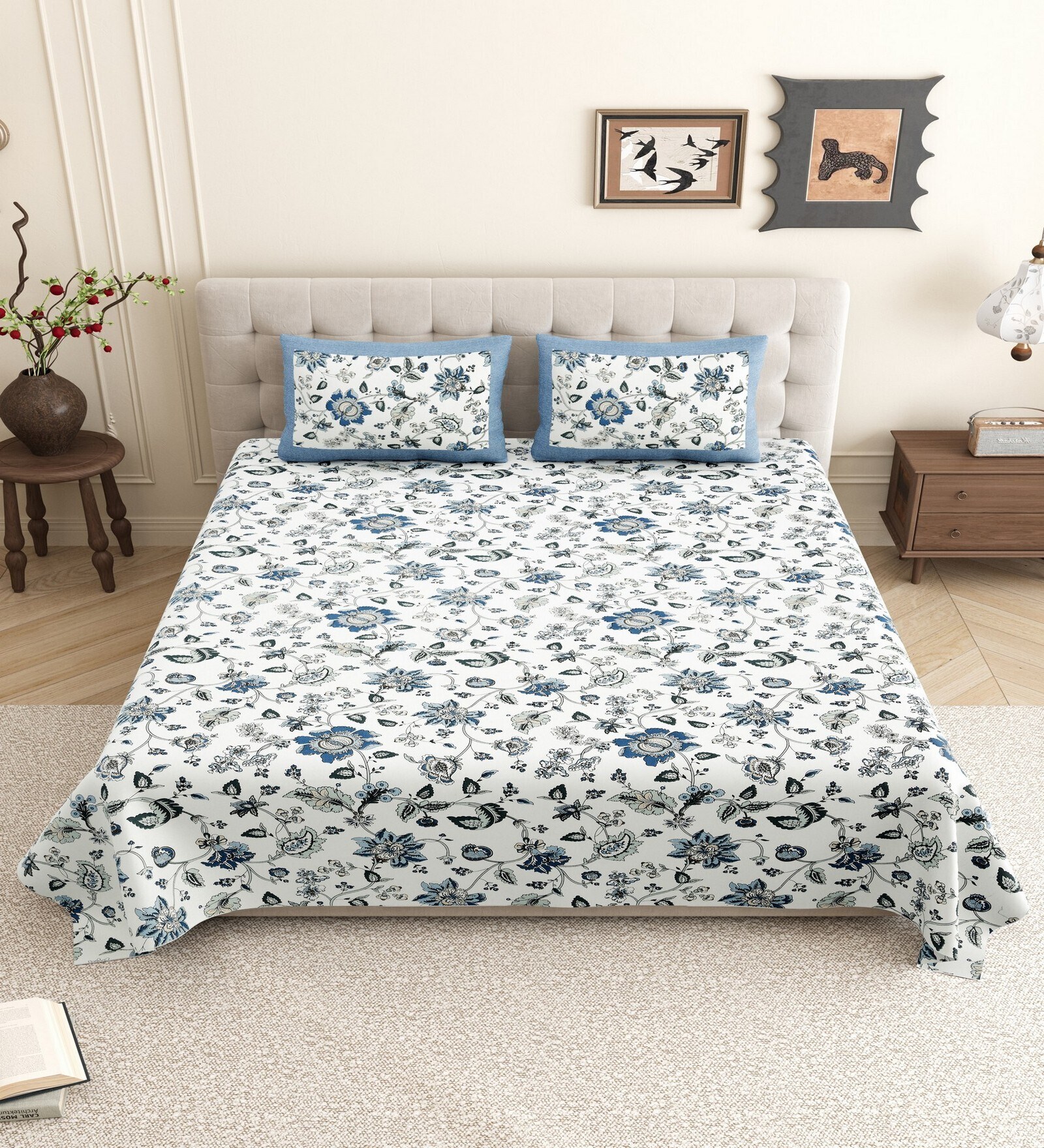 Blue Floral 144 TC Cotton King Size  King Size Bedsheet With 2 Pillow Cover
